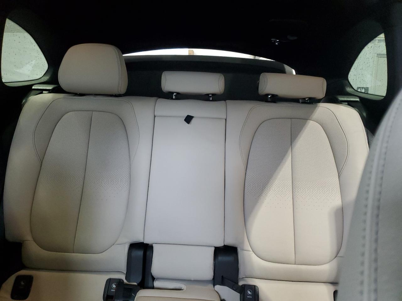 2017 BMW X1 - Image 10