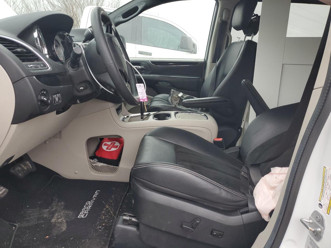 2014 Dodge Caravan - Image 7