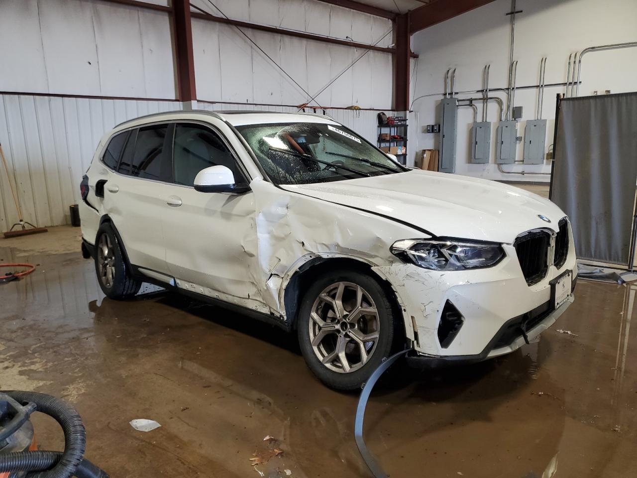 2022 BMW X3 - Image 4