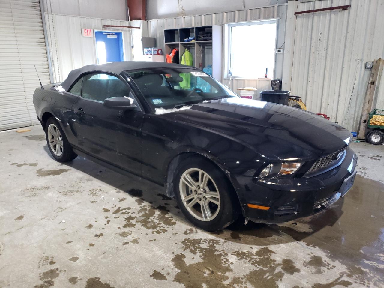 2010 Ford Mustang - Image 4