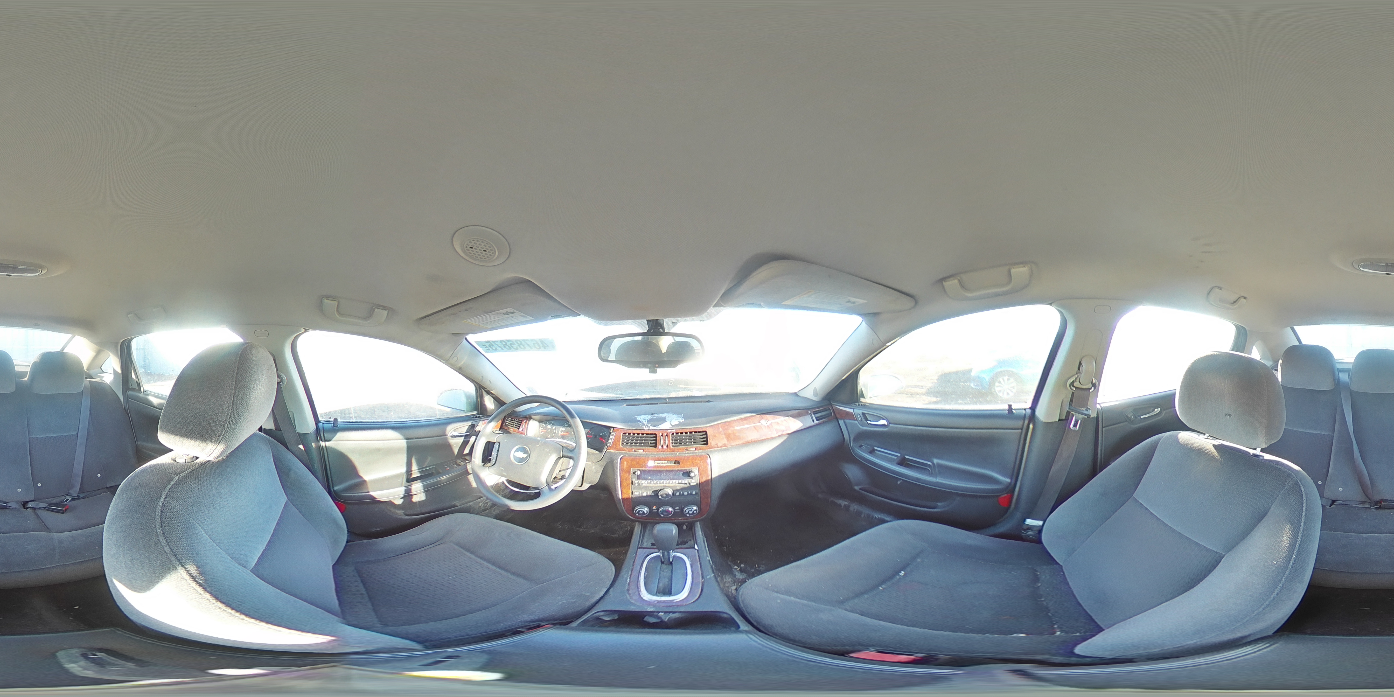 2011 Chevrolet Impala - Image 13