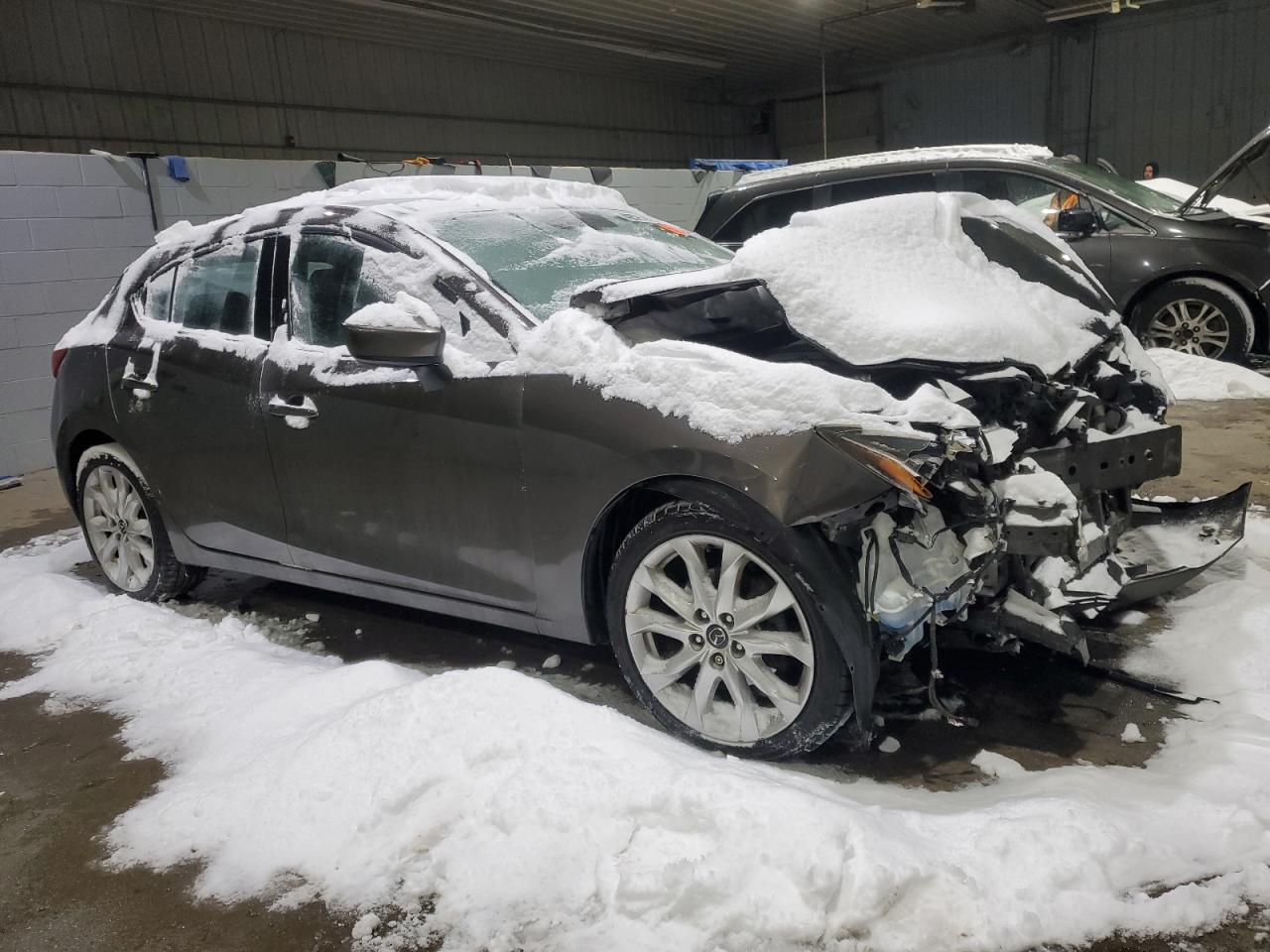 2015 Mazda 3 - Image 4