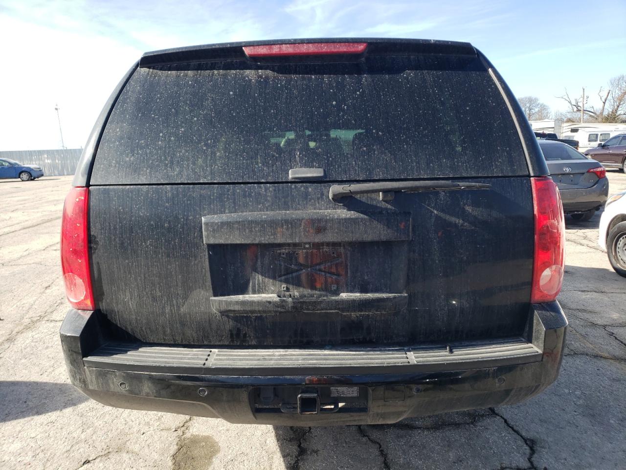 2010 GMC Yukon - Image 6