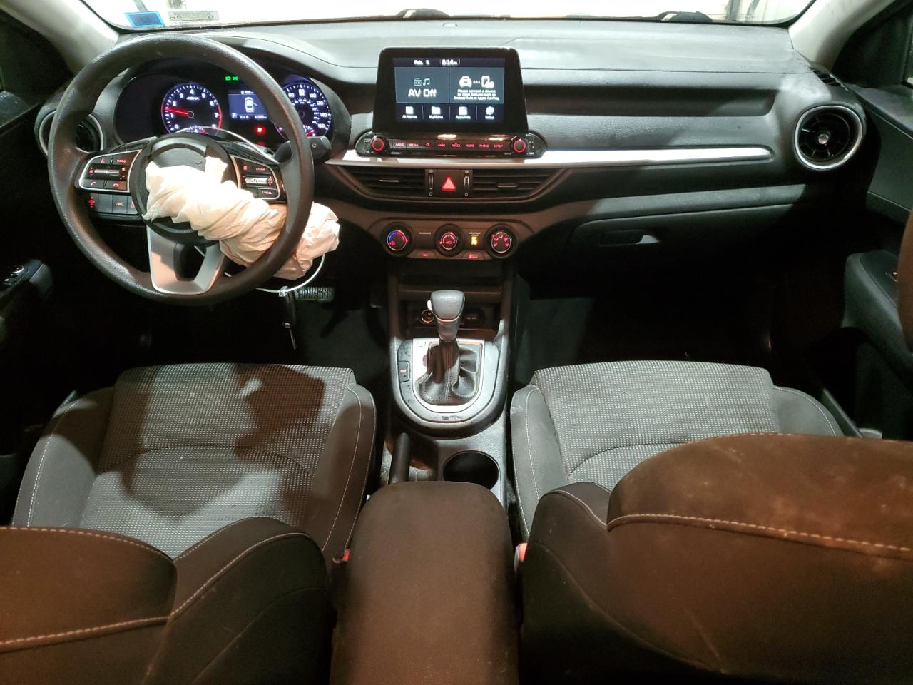 2020 Kia Forte - Image 8