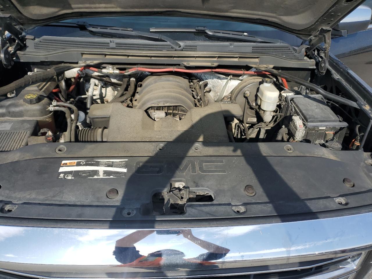 2015 GMC Sierra - Image 11