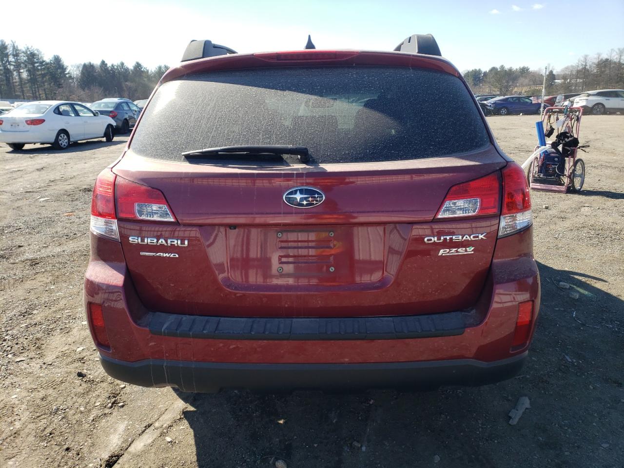 2014 Subaru Outback - Image 6