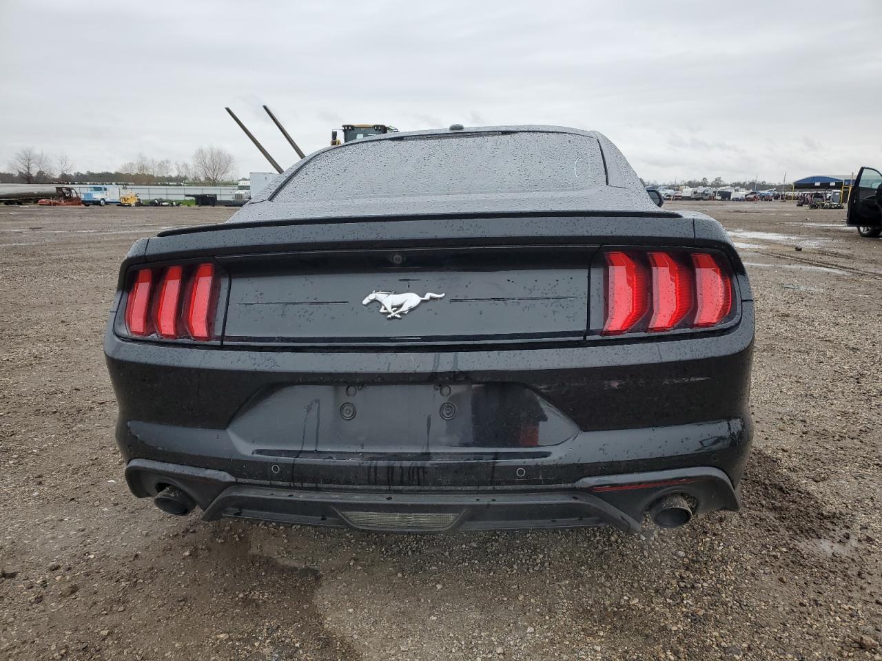2019 Ford Mustang - Image 6