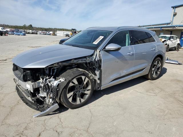 2022 Audi E-Tron Premium Plus
