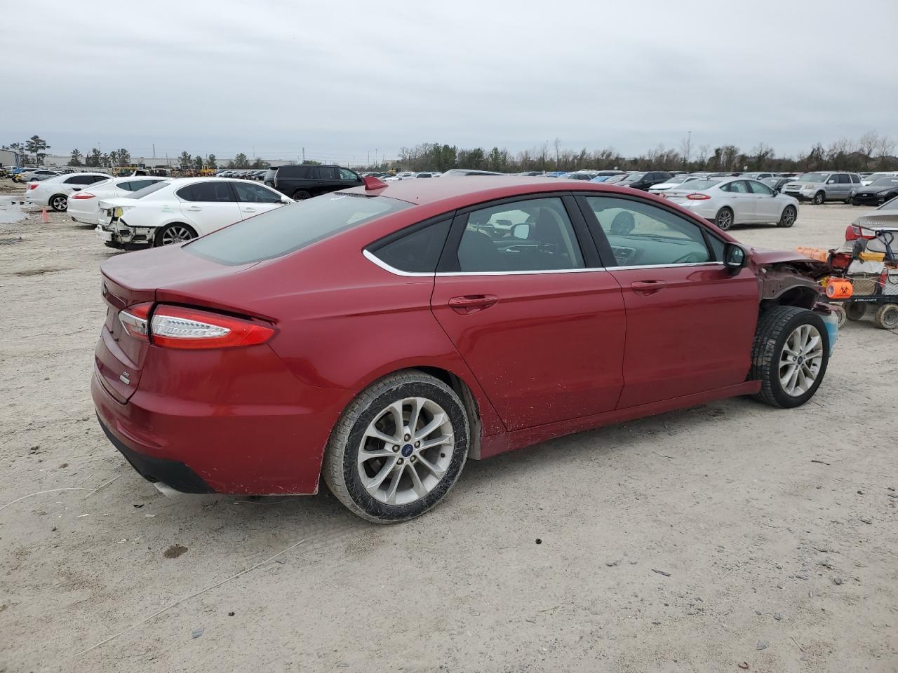 3FA6P0HD9KR250018 FORD FUSION 2019