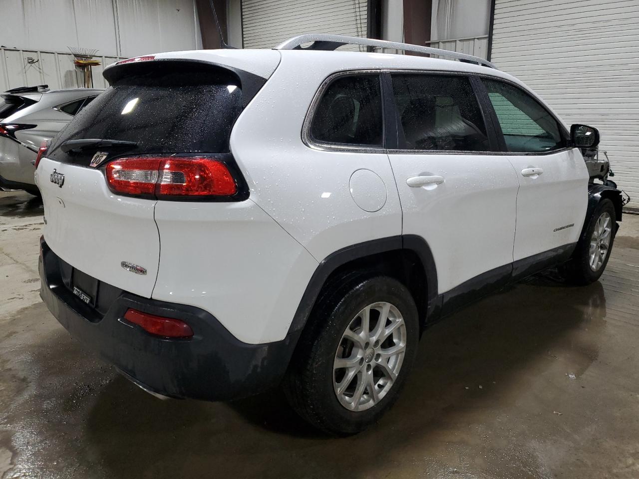 2018 Jeep Grand Cherokee - Image 3