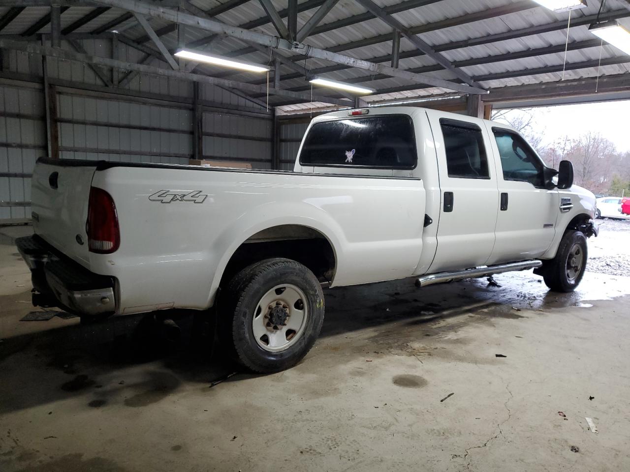 2006 Ford F250 - Image 3