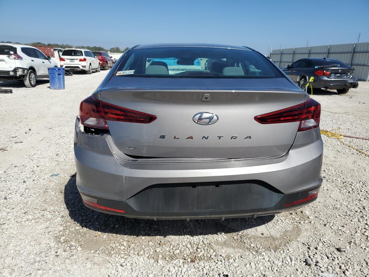 2020 Hyundai Elantra - Image 6