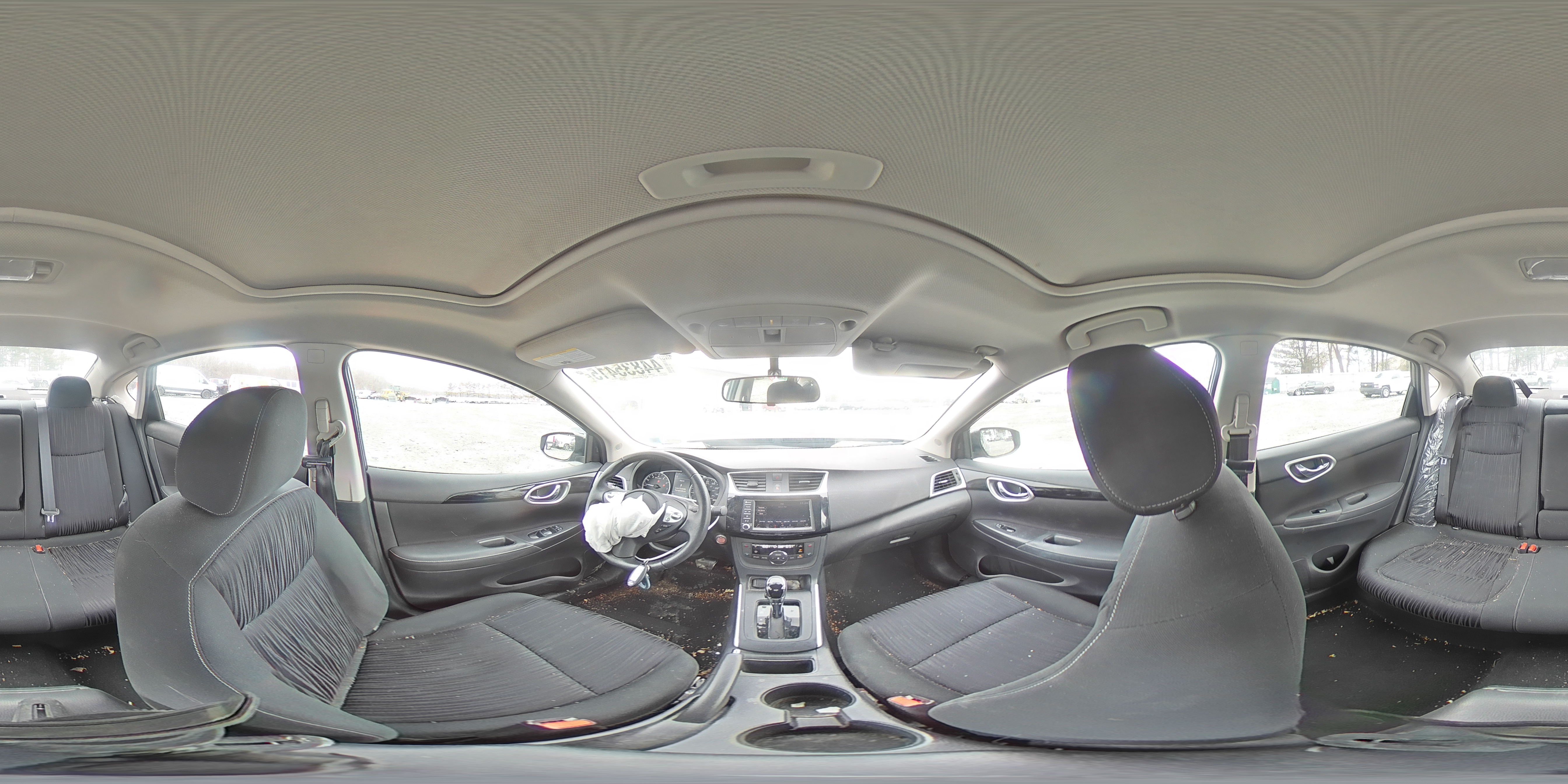 2019 Nissan Sentra - Image 13