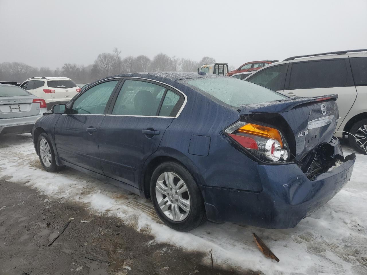 2012 Nissan Altima - Image 2