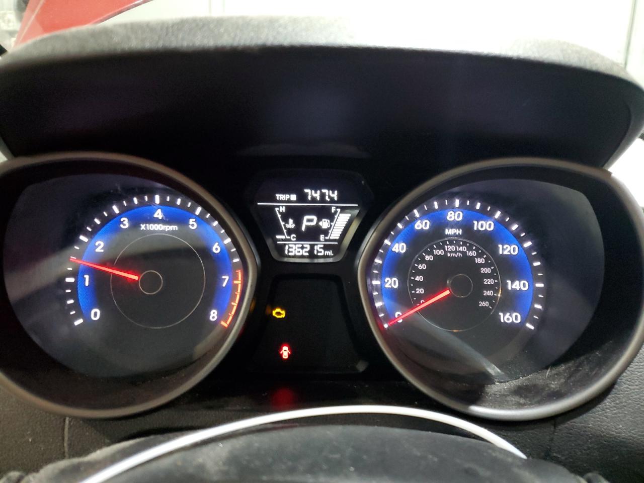 2014 Hyundai Elantra - Image 9