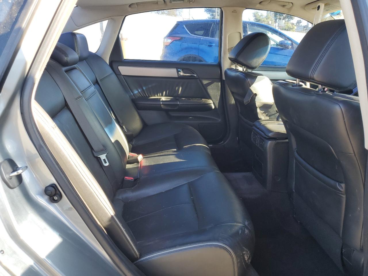 2006 Infiniti M - Image 11