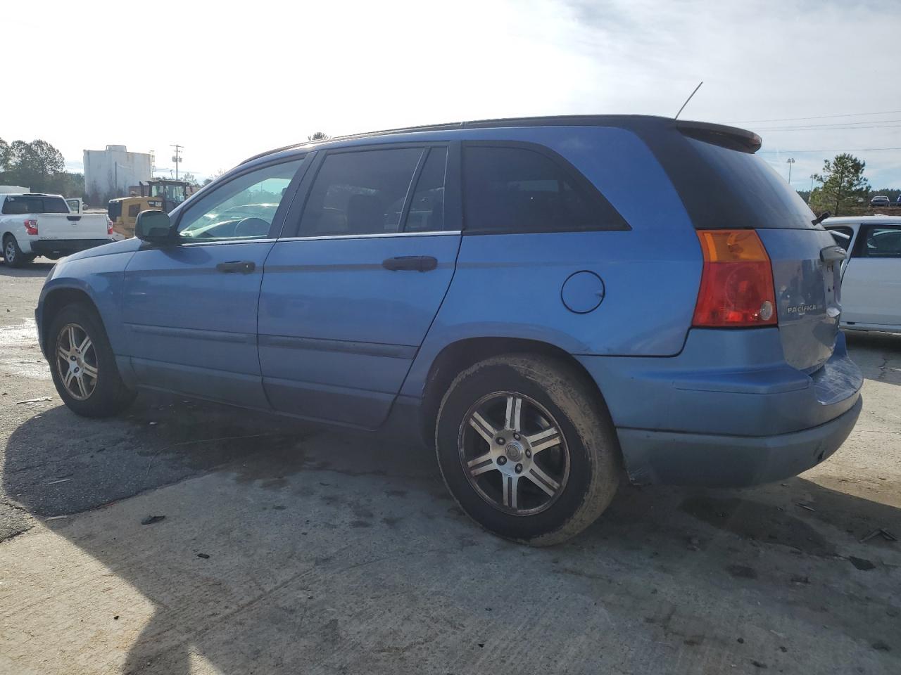 2007 Chrysler Pacifica - Image 2
