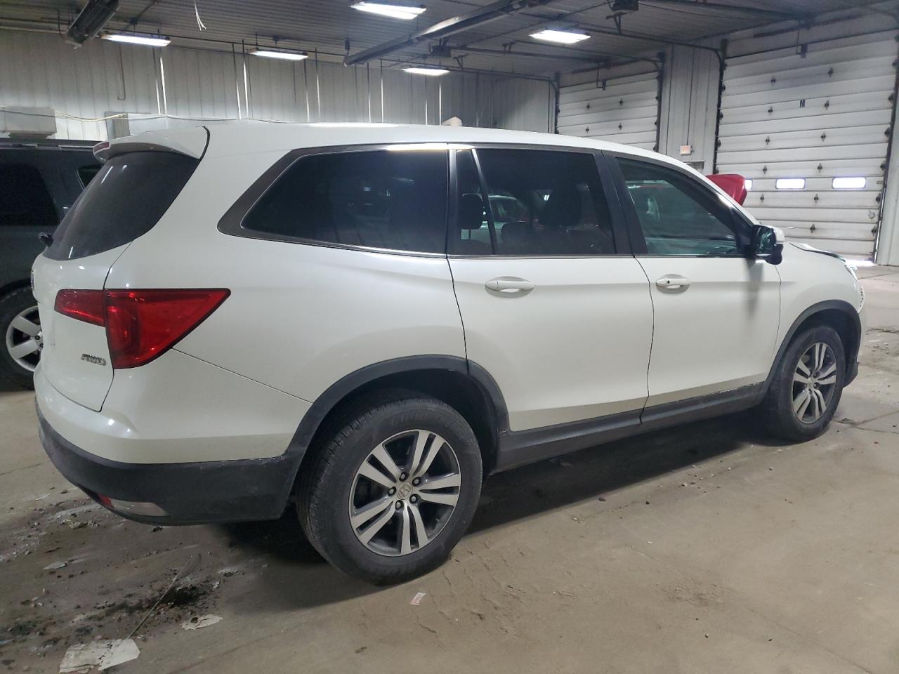 2018 Honda Pilot - Image 3