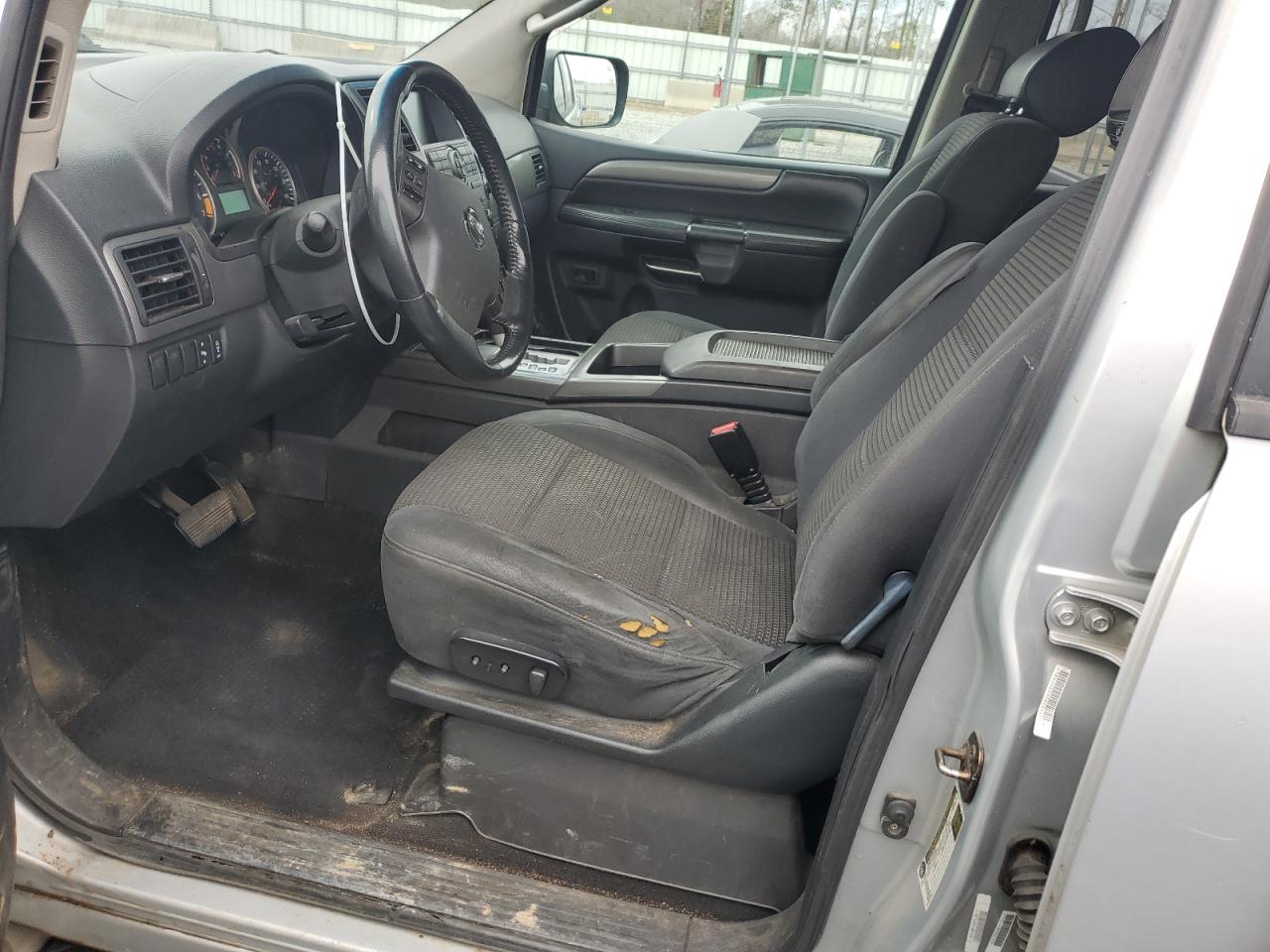 2010 Nissan Armada - Image 7