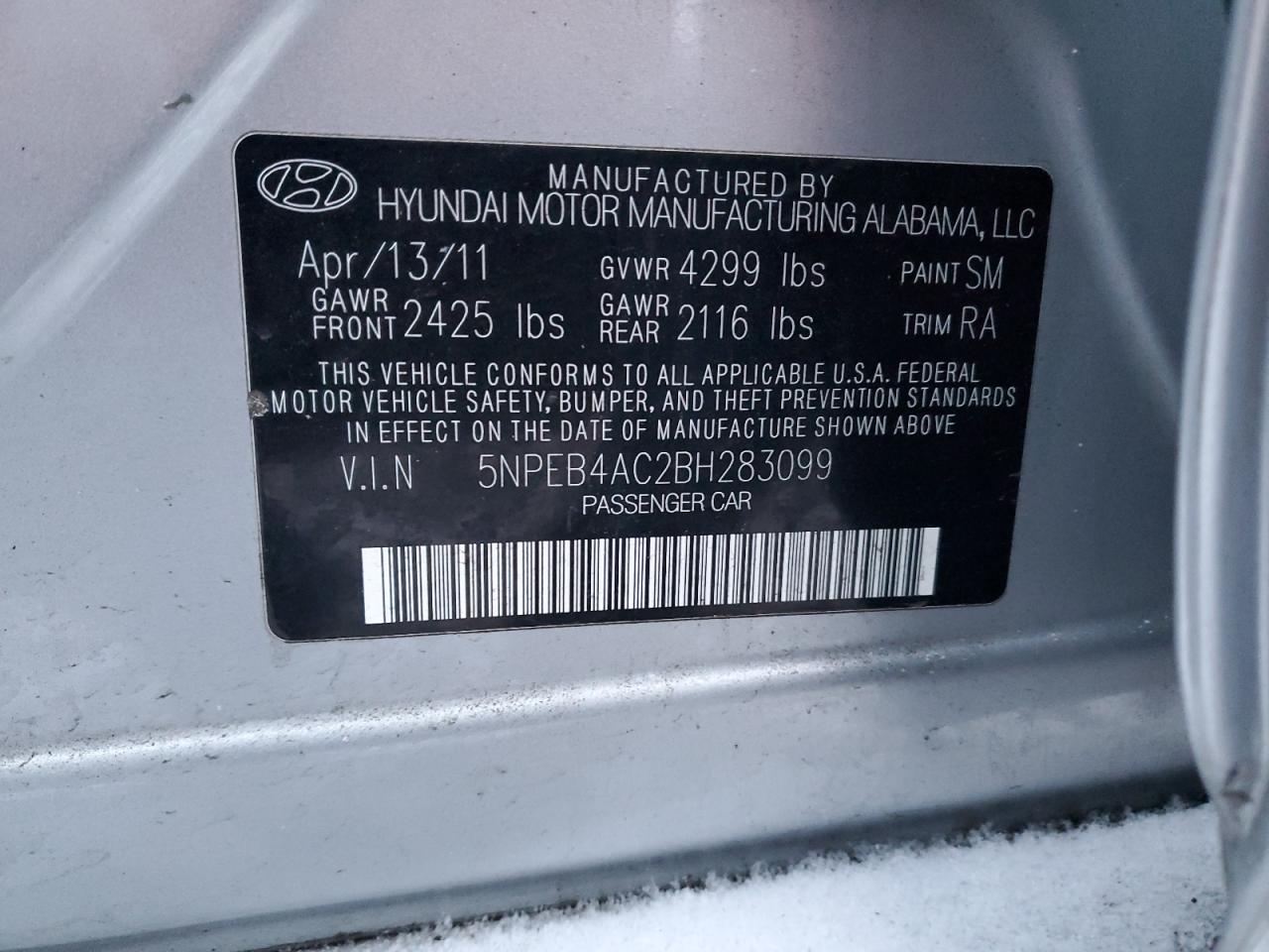 2011 Hyundai Sonata - Image 12