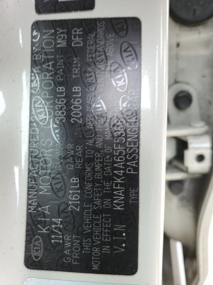 2015 Kia Forte - Image 12
