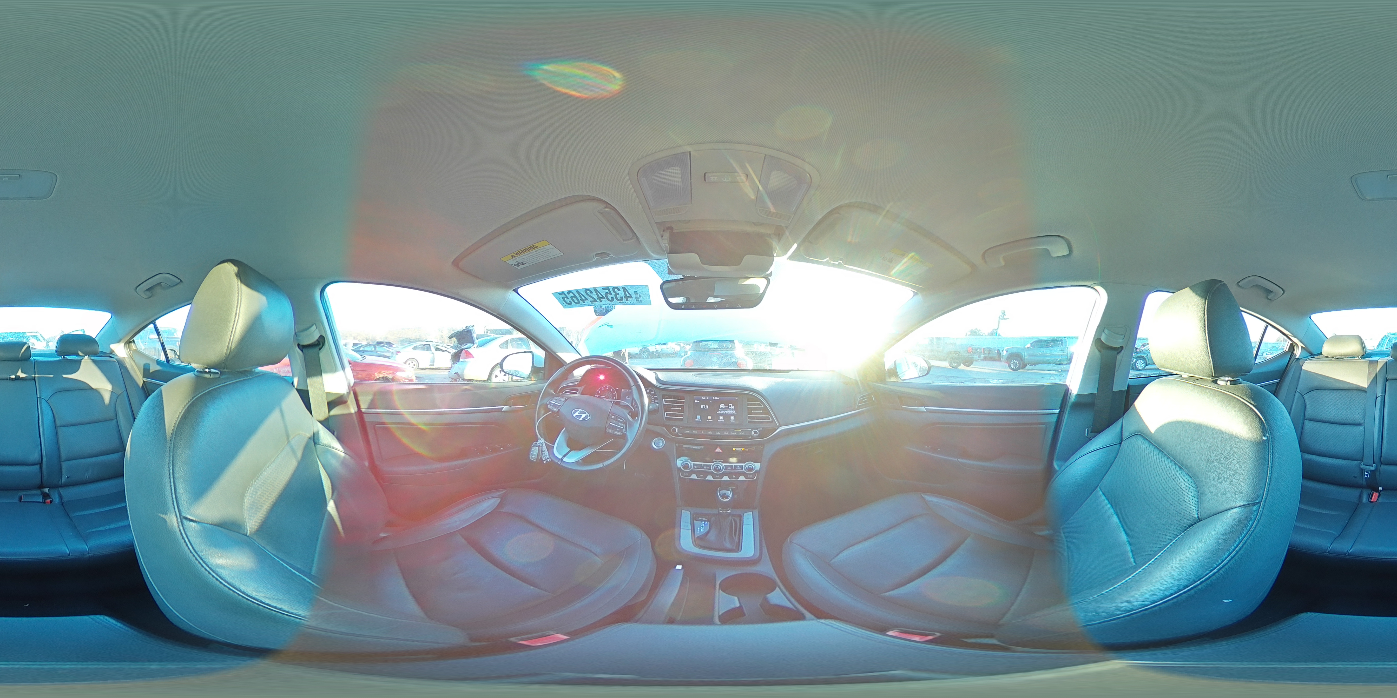 2019 Hyundai Elantra - Image 14