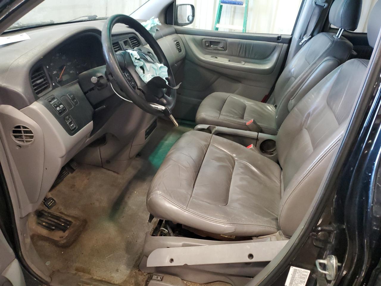 2004 Honda Odyssey - Image 7