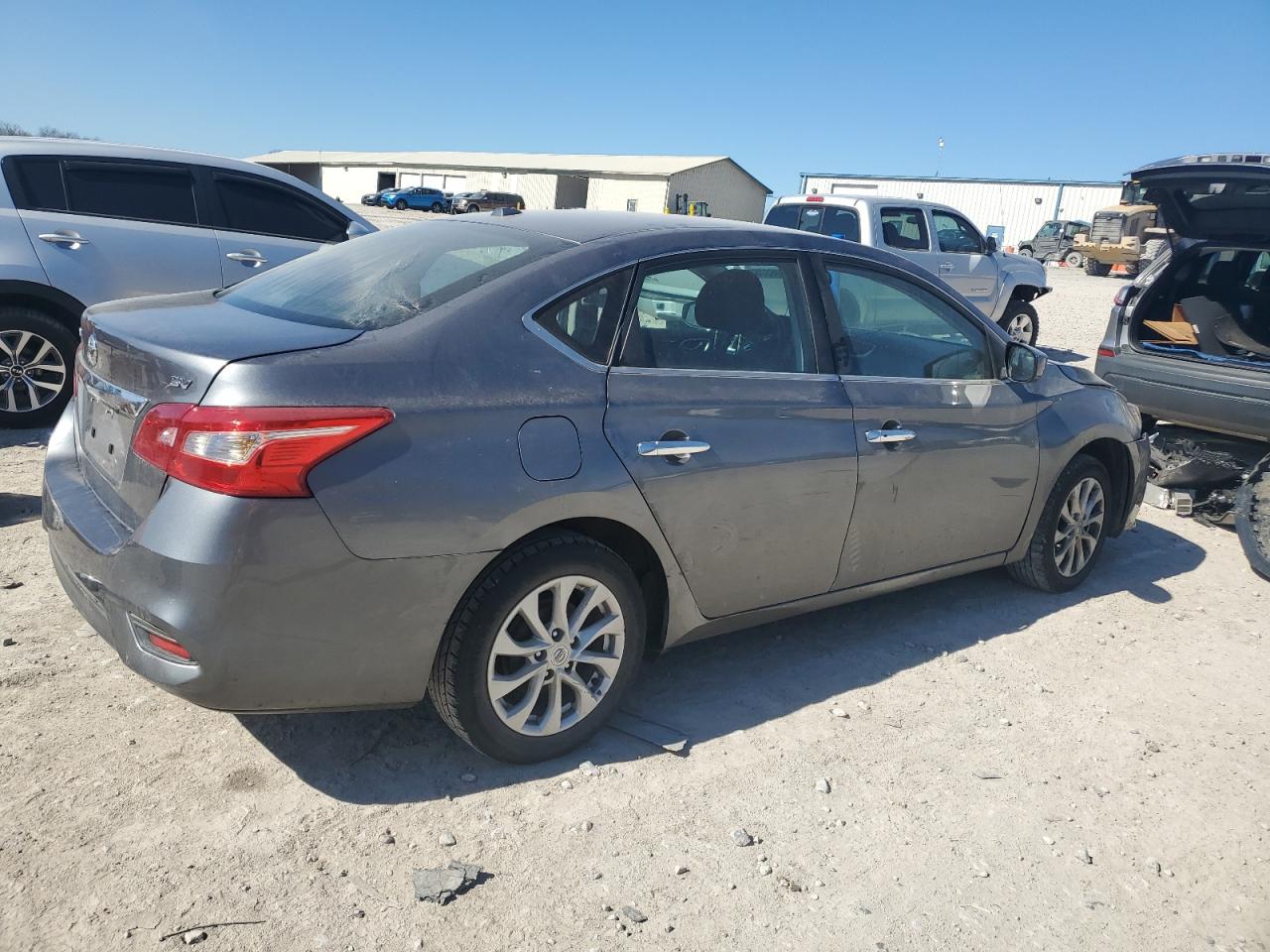 2019 Nissan Sentra - Image 3