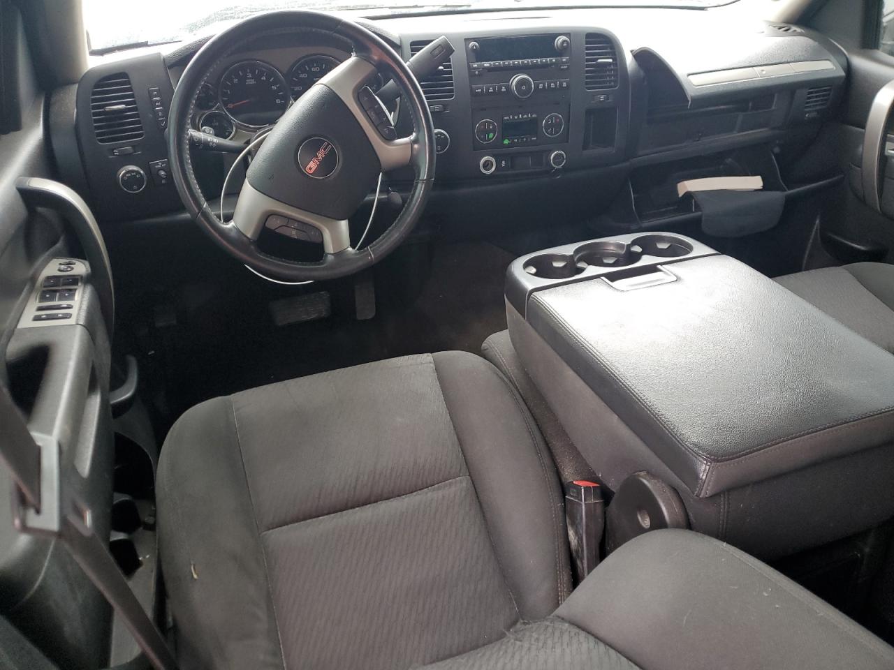 2013 GMC Sierra - Image 8