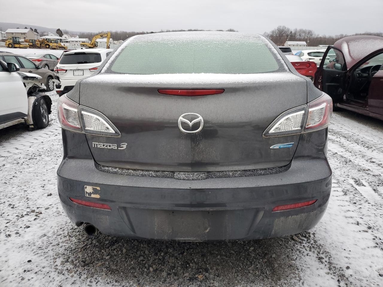 2012 Mazda 3 - Image 6