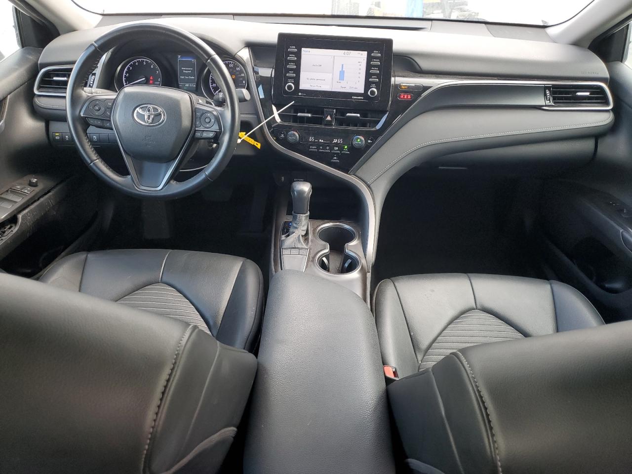 2022 Toyota Camry - Image 8