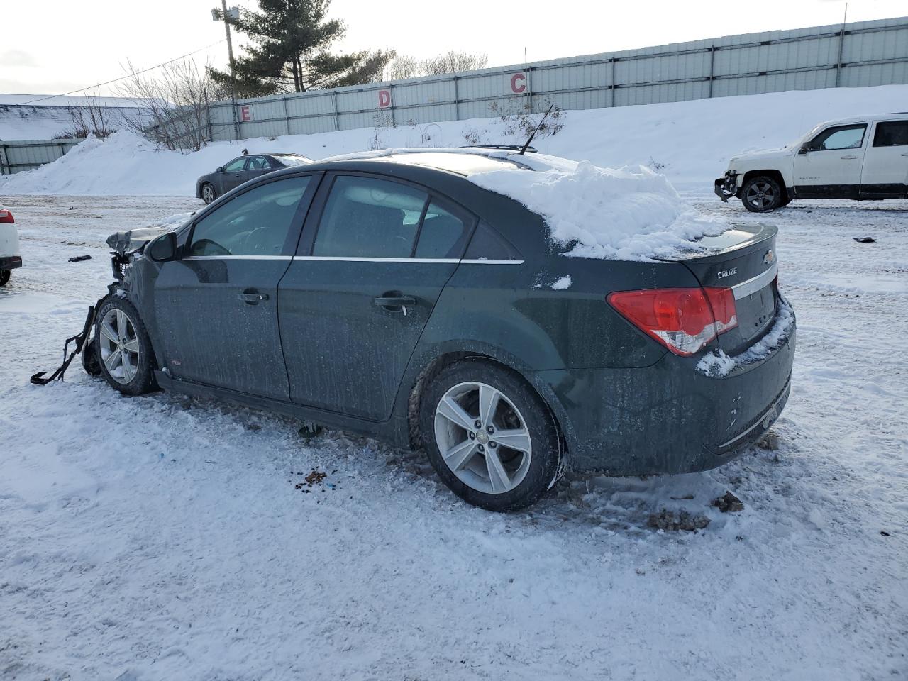 2014 Chevrolet Cruze - Image 2
