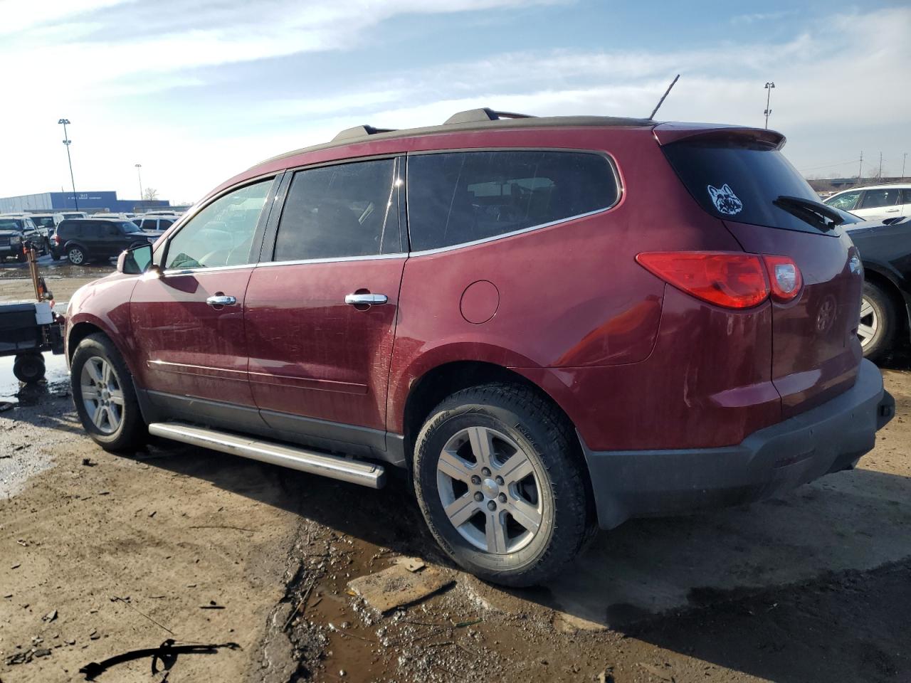 2011 Chevrolet Traverse - Image 2