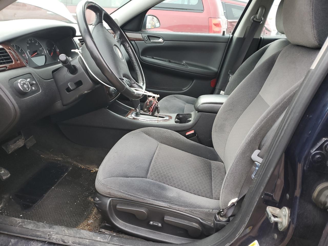 2011 Chevrolet Impala - Image 7