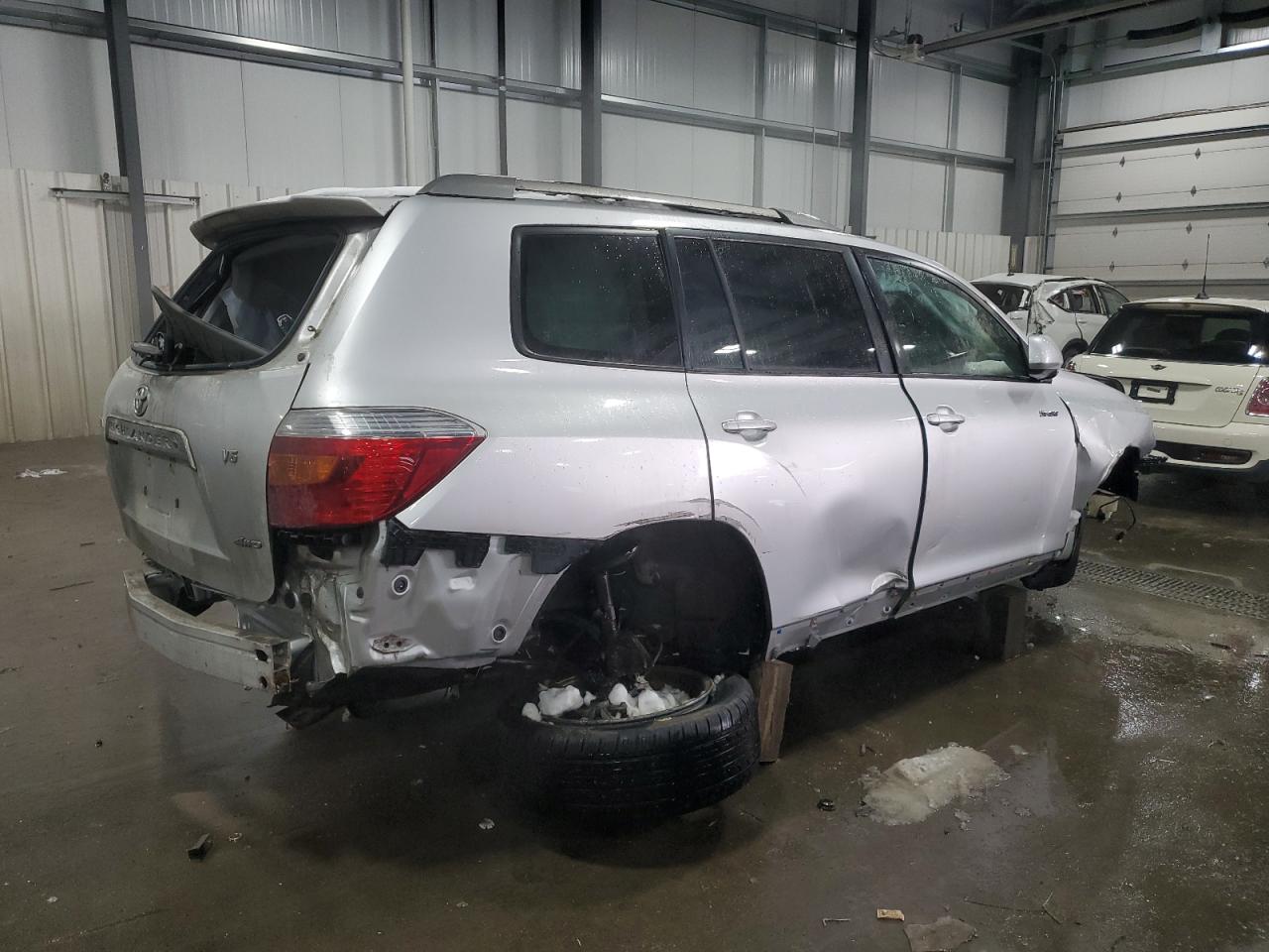 2009 Toyota Highlander - Image 3