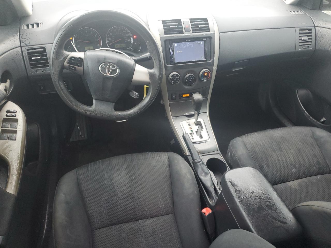 2011 Toyota Corolla - Image 8