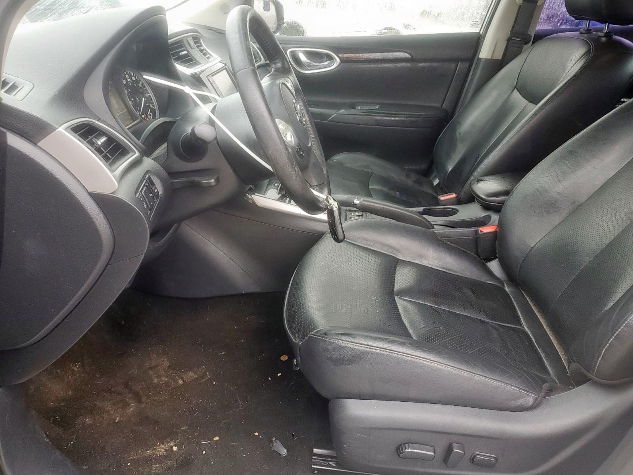 2019 Nissan Sentra - Image 7