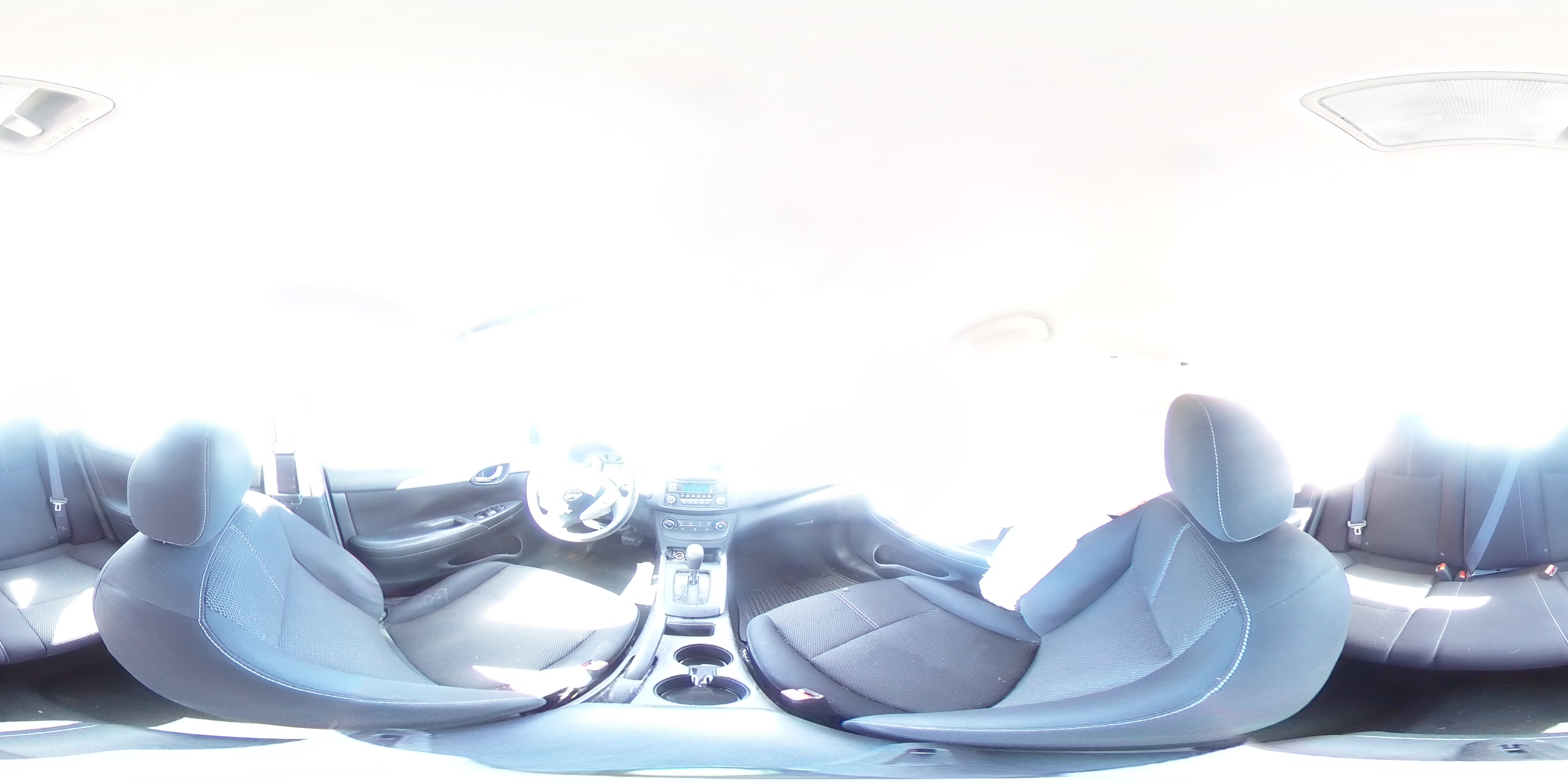 2016 Nissan Sentra - Image 13