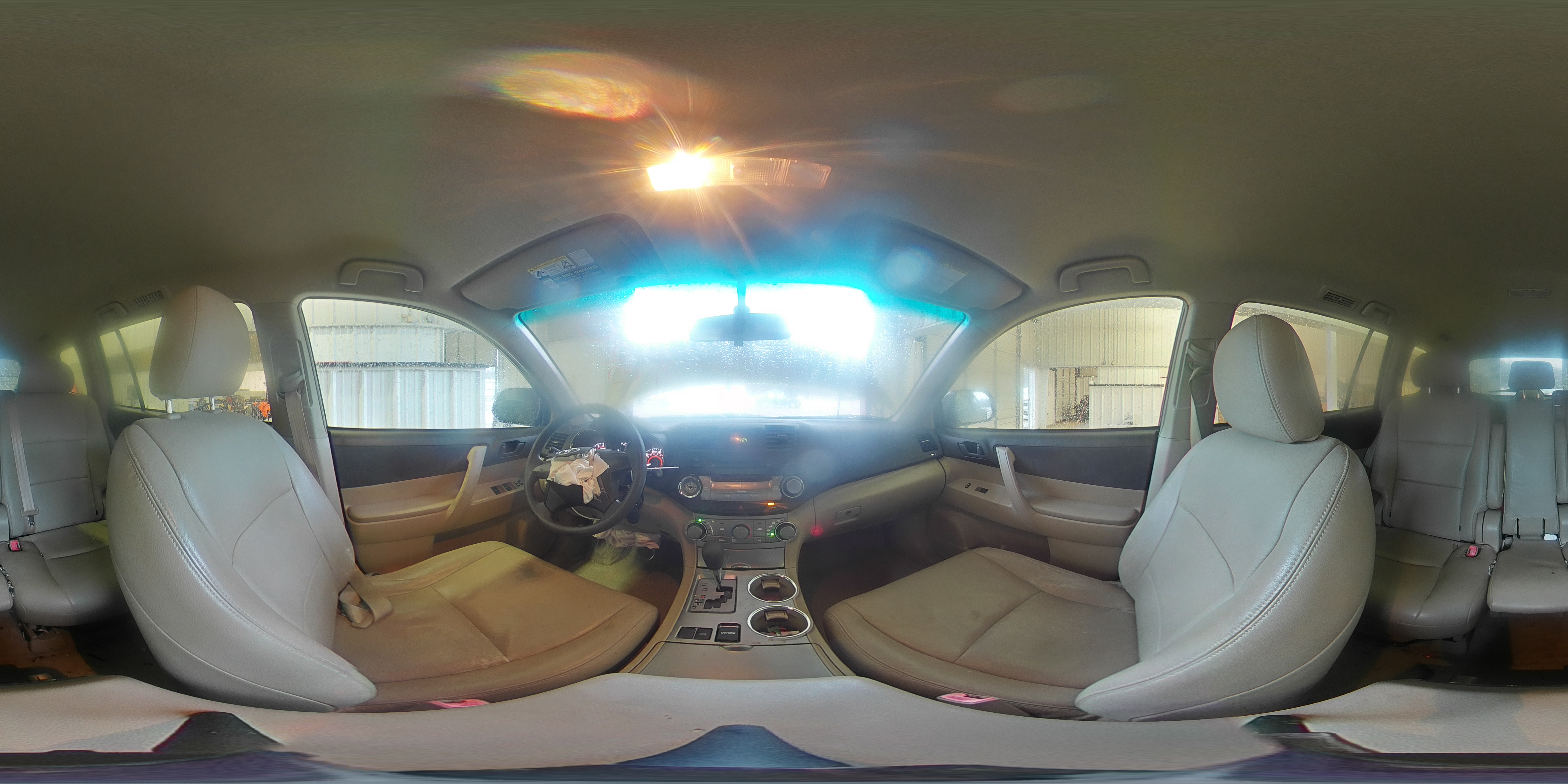 2010 Toyota Highlander - Image 13