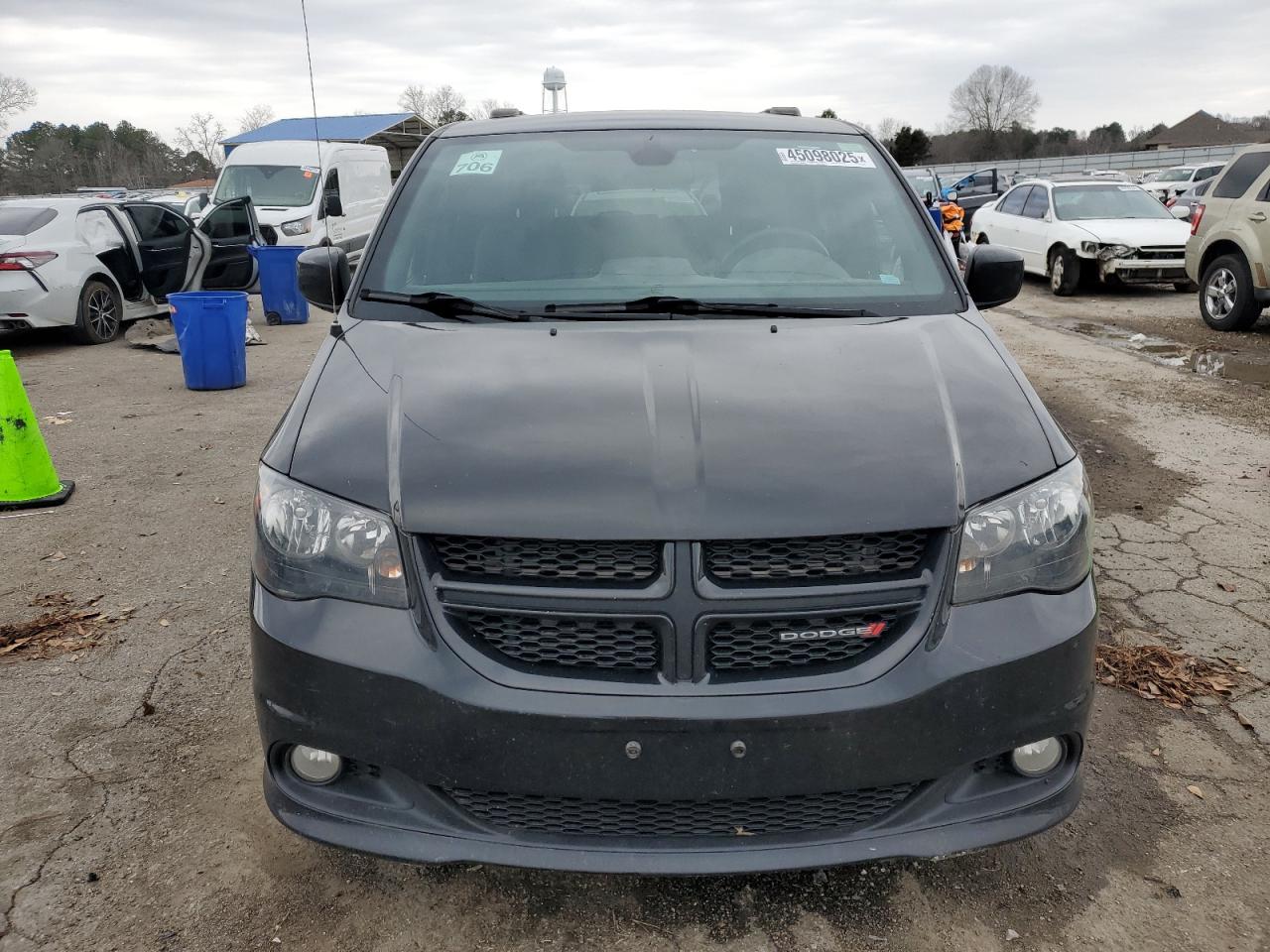 2018 Dodge Caravan - Image 5