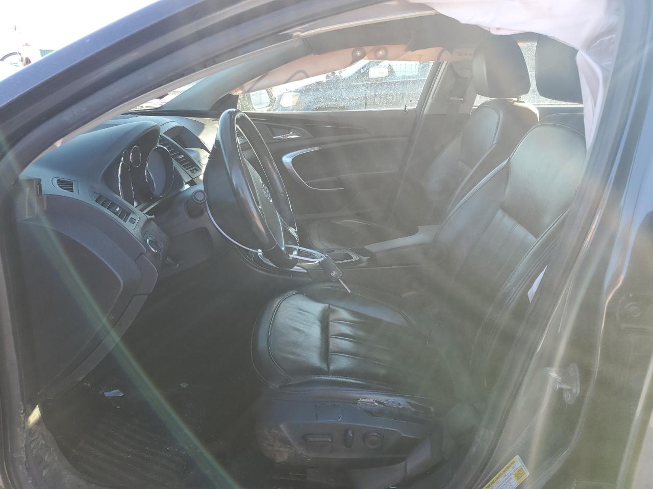 2011 Buick Regal - Image 7