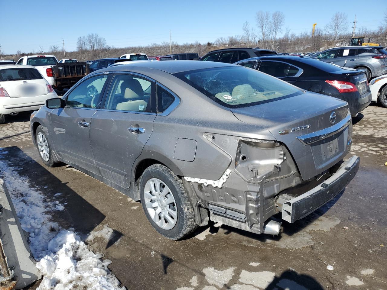 2013 Nissan Altima - Image 2