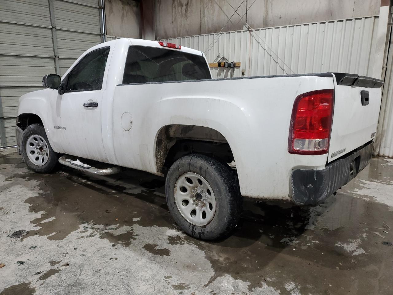 2012 GMC Sierra - Image 2