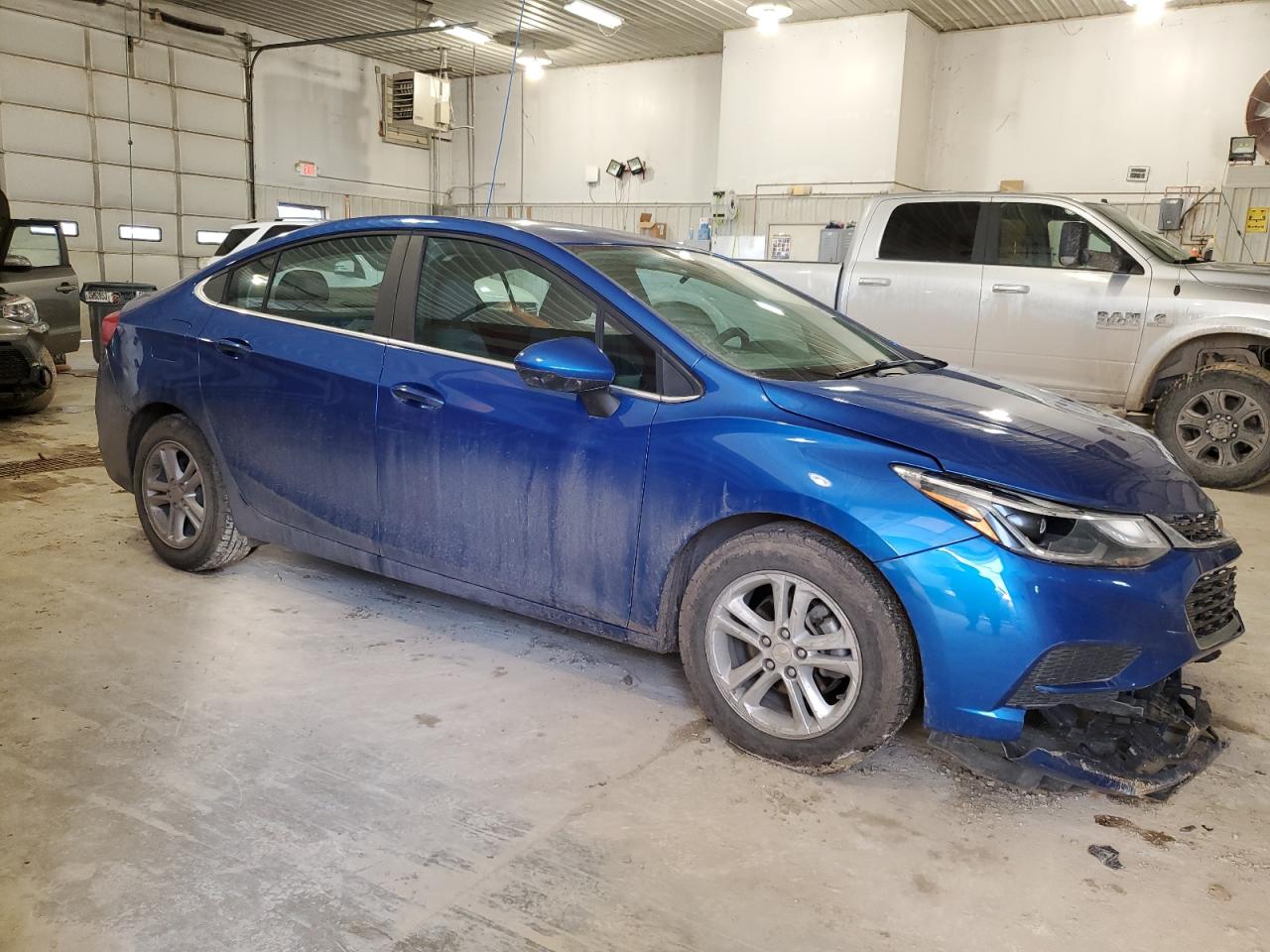 2016 Chevrolet Cruze - Image 4