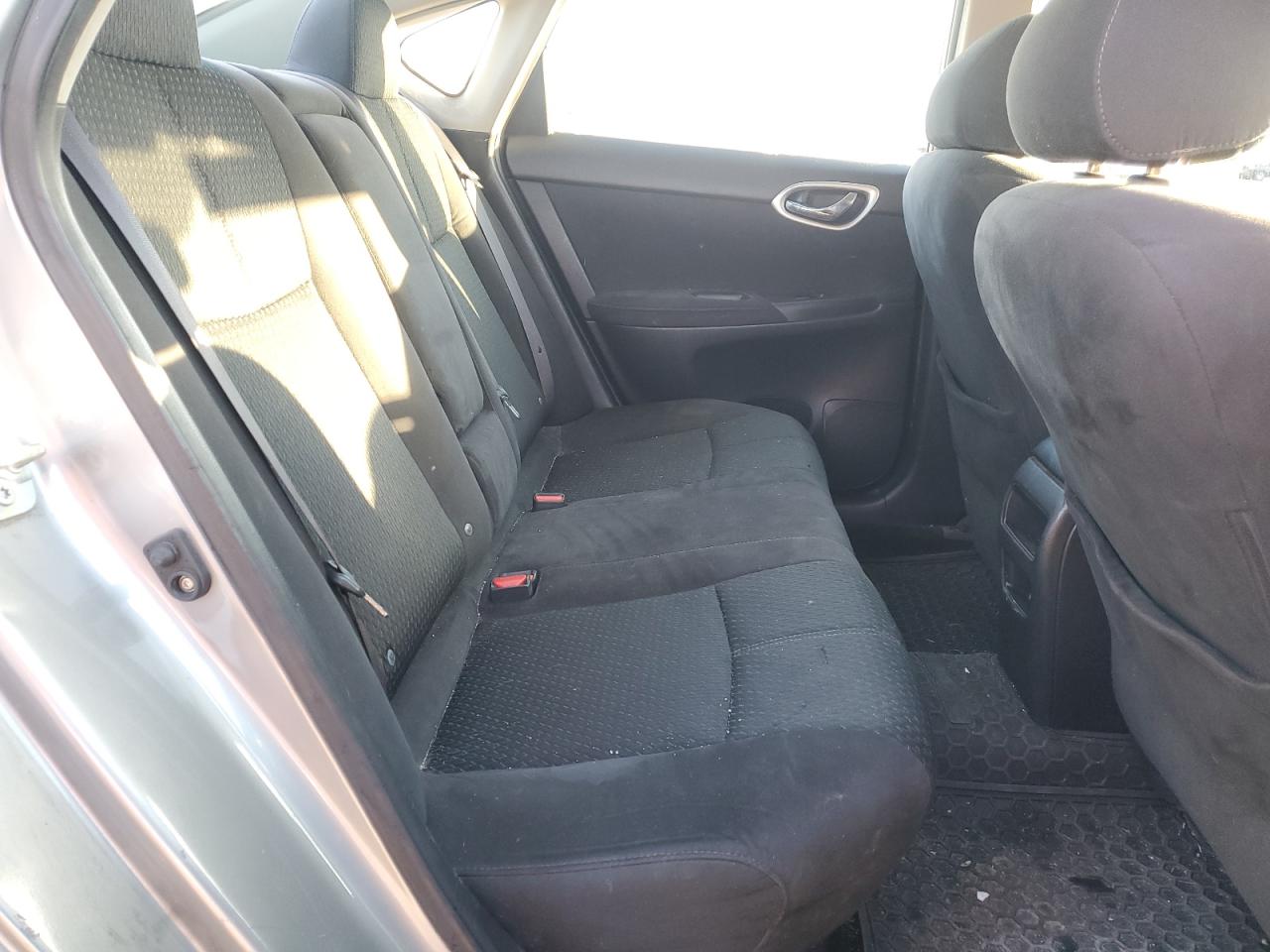 2014 Nissan Sentra - Image 10
