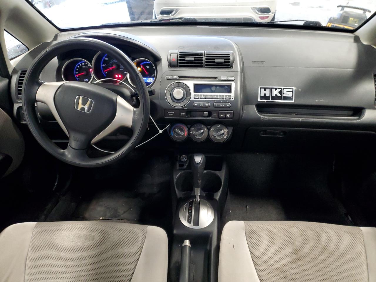 2007 Honda Fit - Image 8