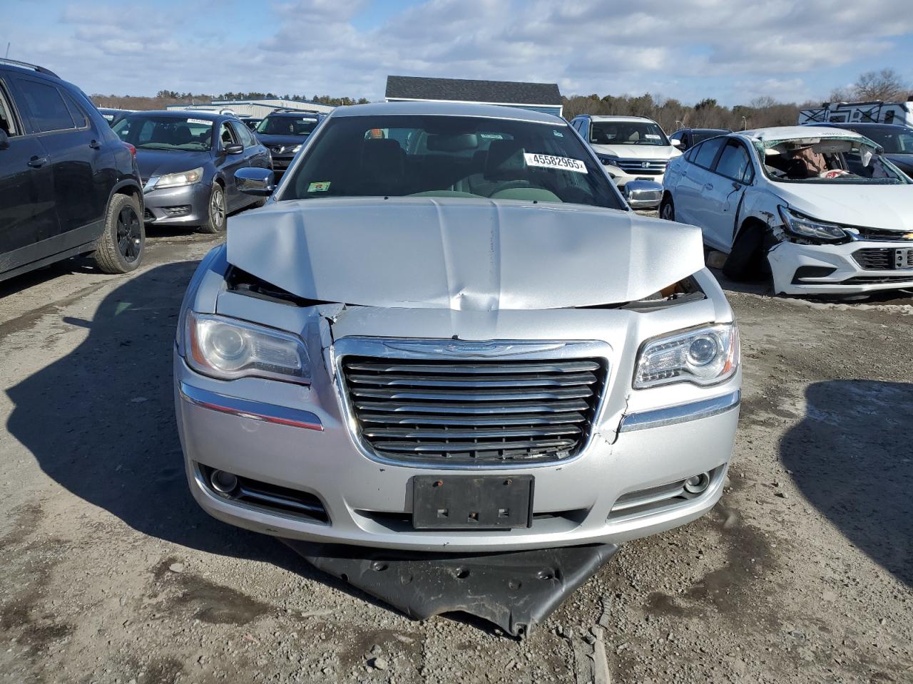 2012 Chrysler 300 - Image 5