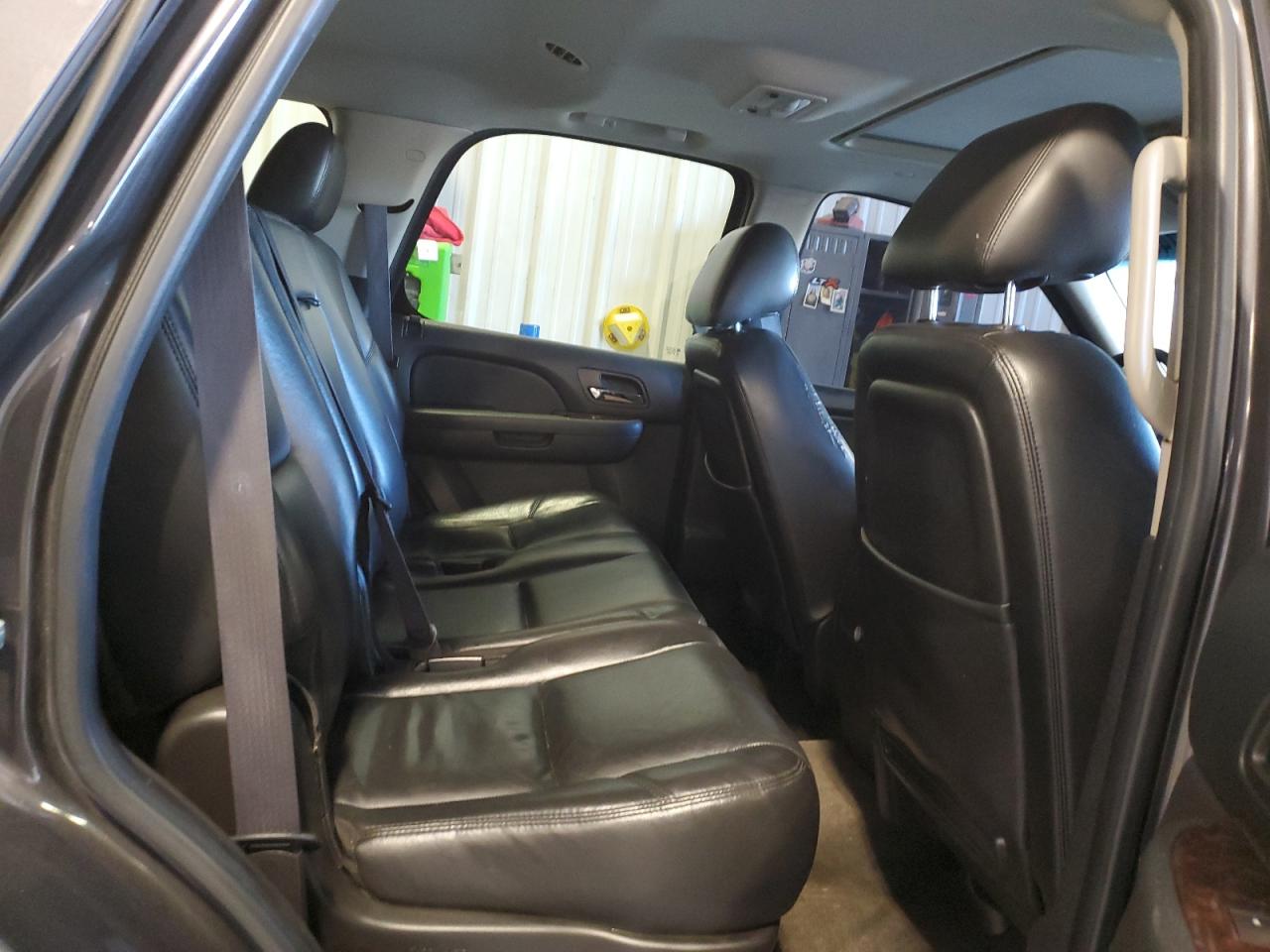 2011 GMC Yukon - Image 11