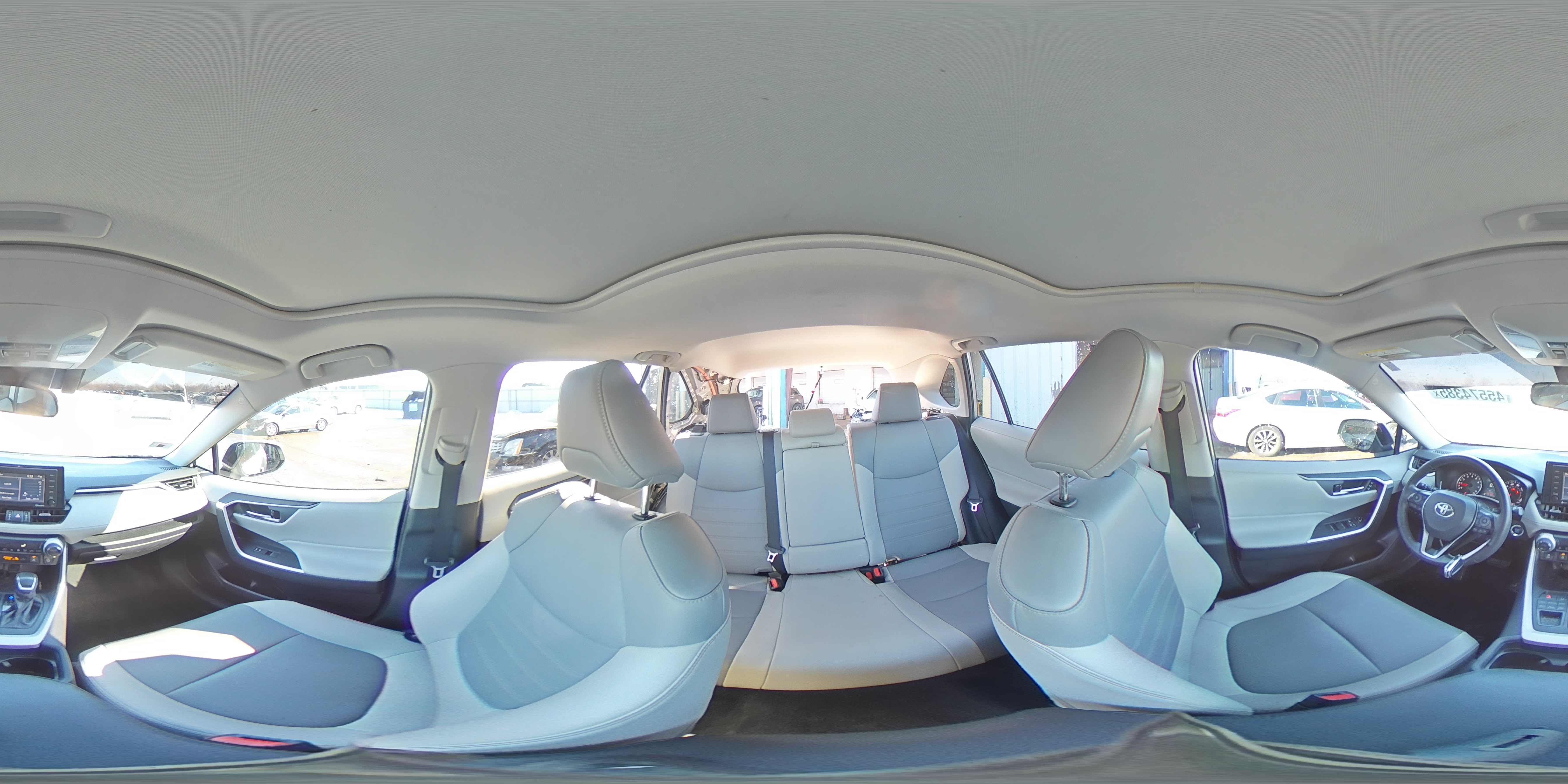2020 Toyota RAV 4 - Image 16