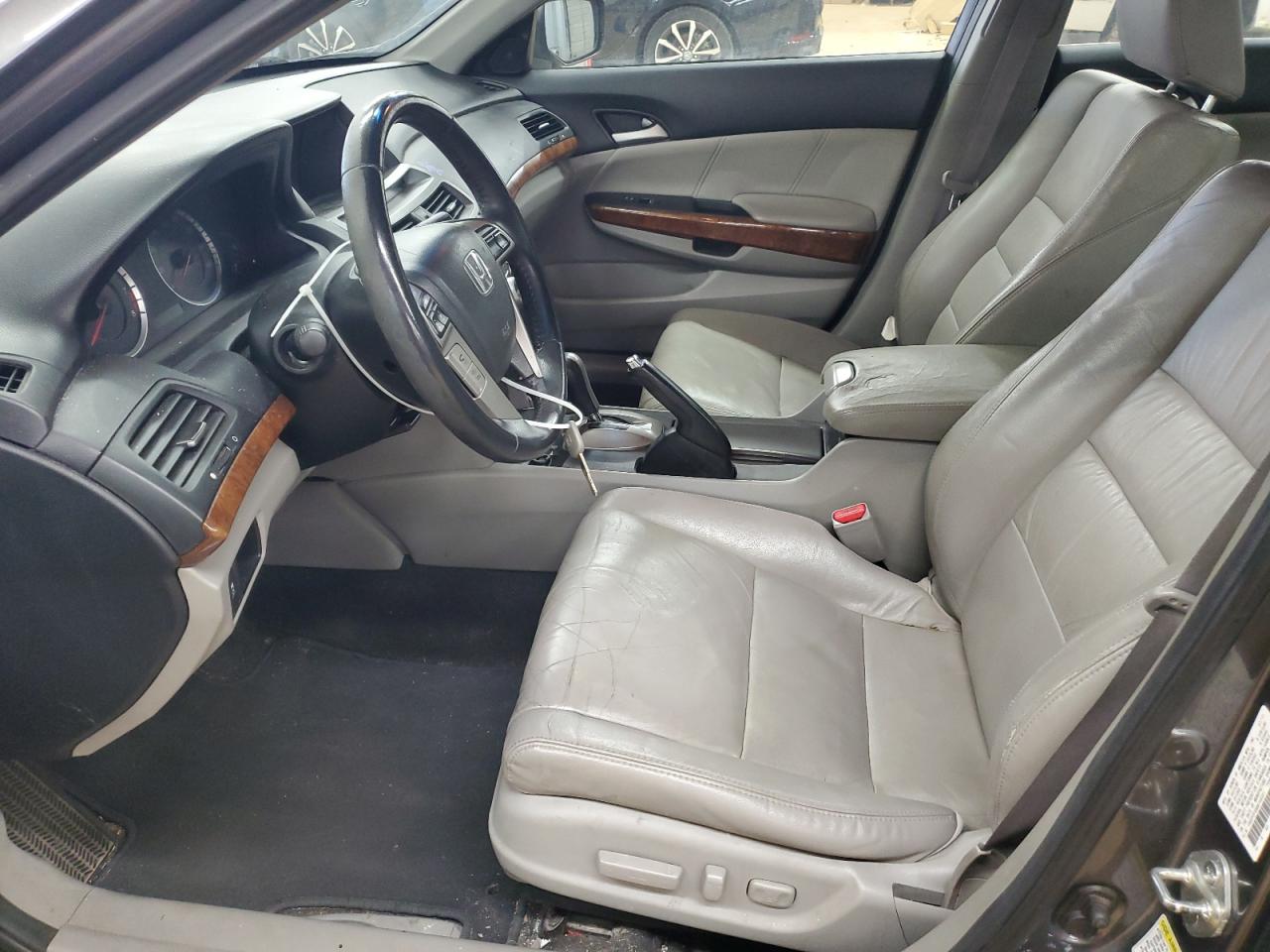 2011 Honda Accord - Image 7